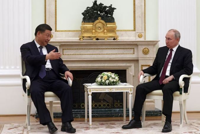 নজর এখন মস্কোয়