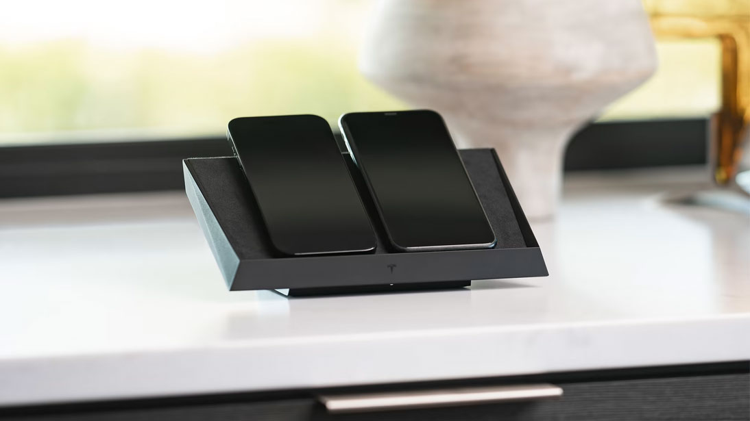 অ্যাপল যা পারেনি, সেটিই করে দেখাল টেসলা