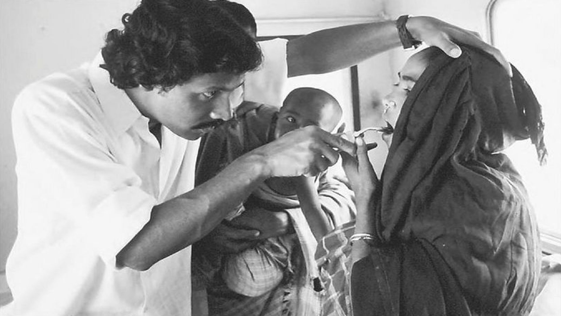 পরিবারের বড় ভাই যেভাবে সবার ‘বড় ভাই’ হয়ে উঠলেন