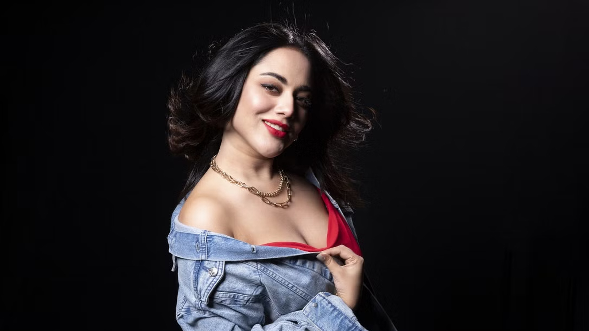 এ বছর ক্যারিয়ারে অনেক প্রাপ্তি, কিন্তু মনটা ভালো নেই: তমা মীর্জা