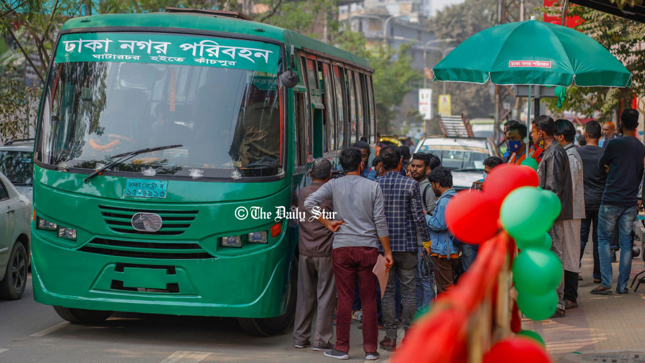 নগর পরিবহনে ১০০ ইলেকট্রিক বাস যোগ করা হবে: শেখ তাপস