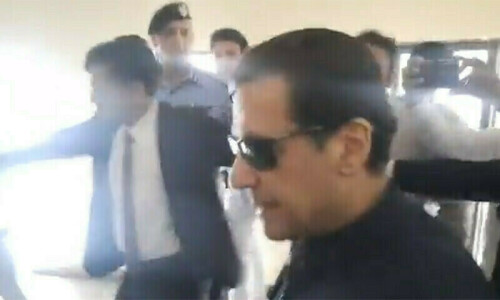 ইমরান খানকে আজ ইসলামাবাদ হাইকোর্টে নেওয়া হচ্ছে&nbsp;