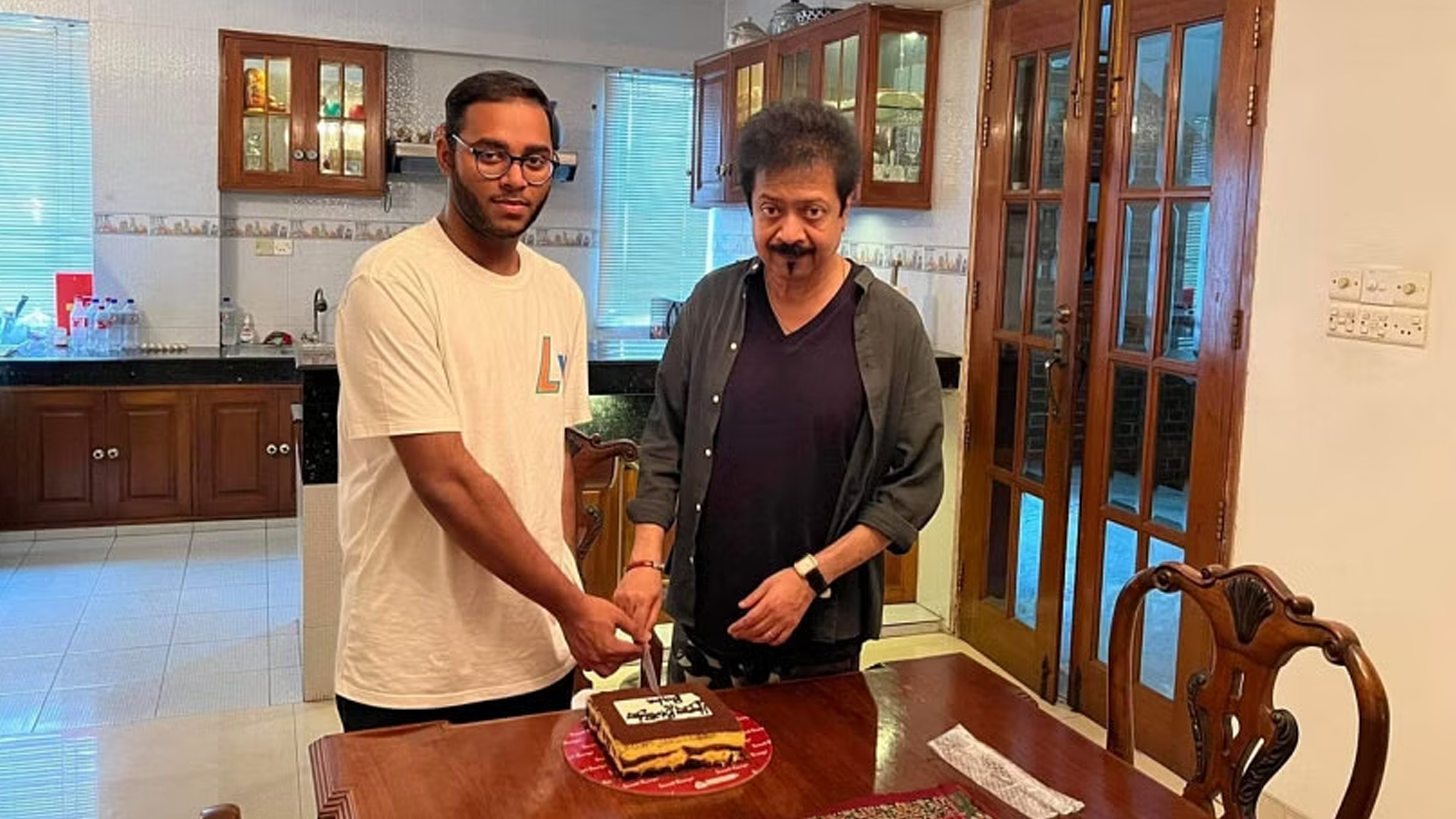 জন্মদিনে ছেলে নিবিড়ের জন্য দোয়া-ভালোবাসা চাইলেন কুমার বিশ্বজিৎ