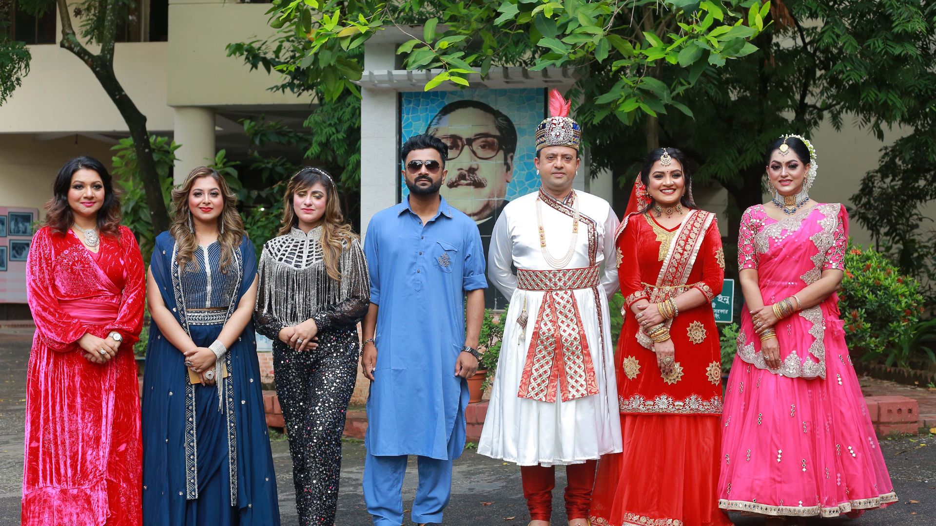 রাজা-রানী হয়ে উপস্থাপনায় রিয়াজ ও তুষ্টি