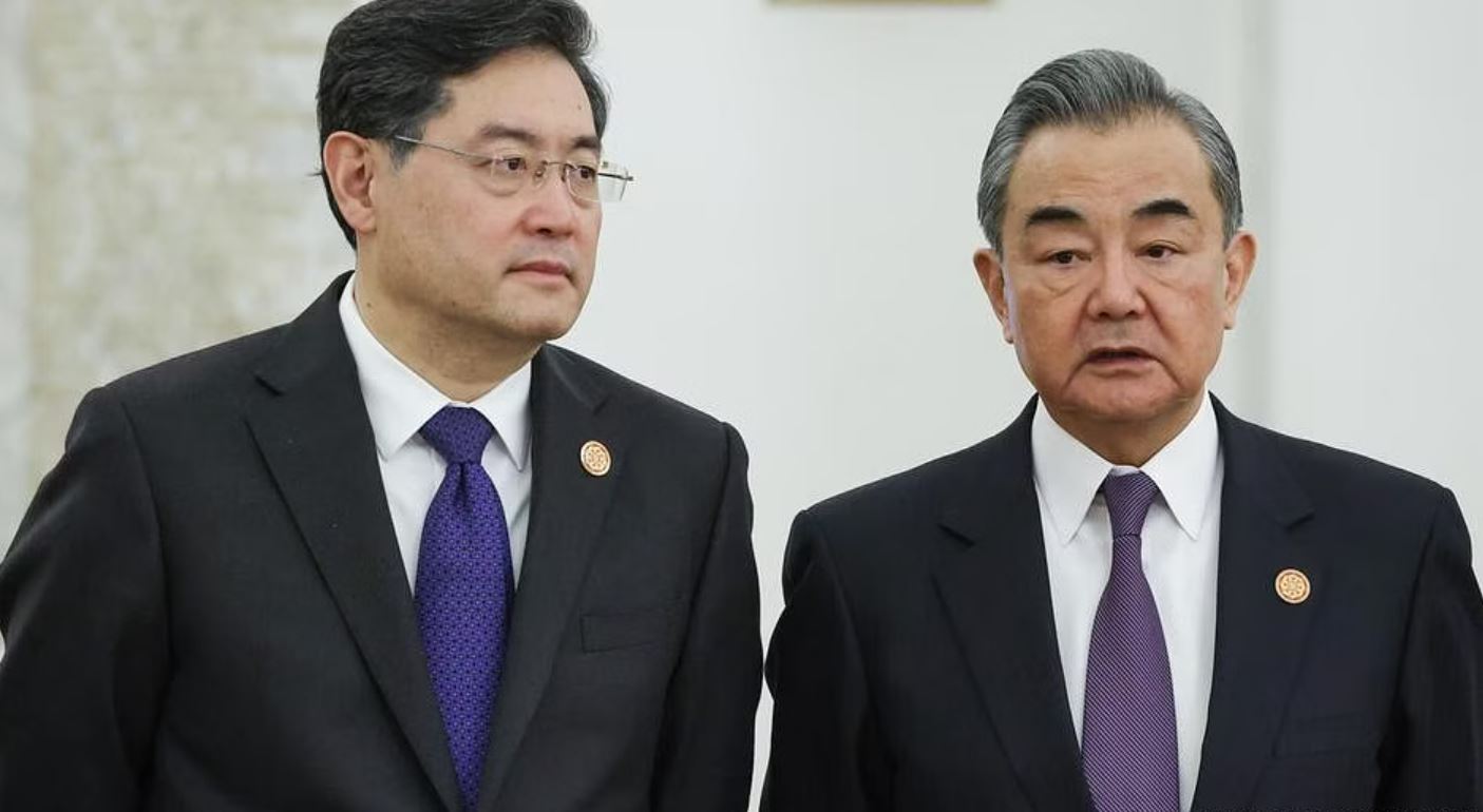 পররাষ্ট্রমন্ত্রী কিন গ্যাংকে সরিয়ে আবারও ওয়াং ইকে নিয়োগ চীনের