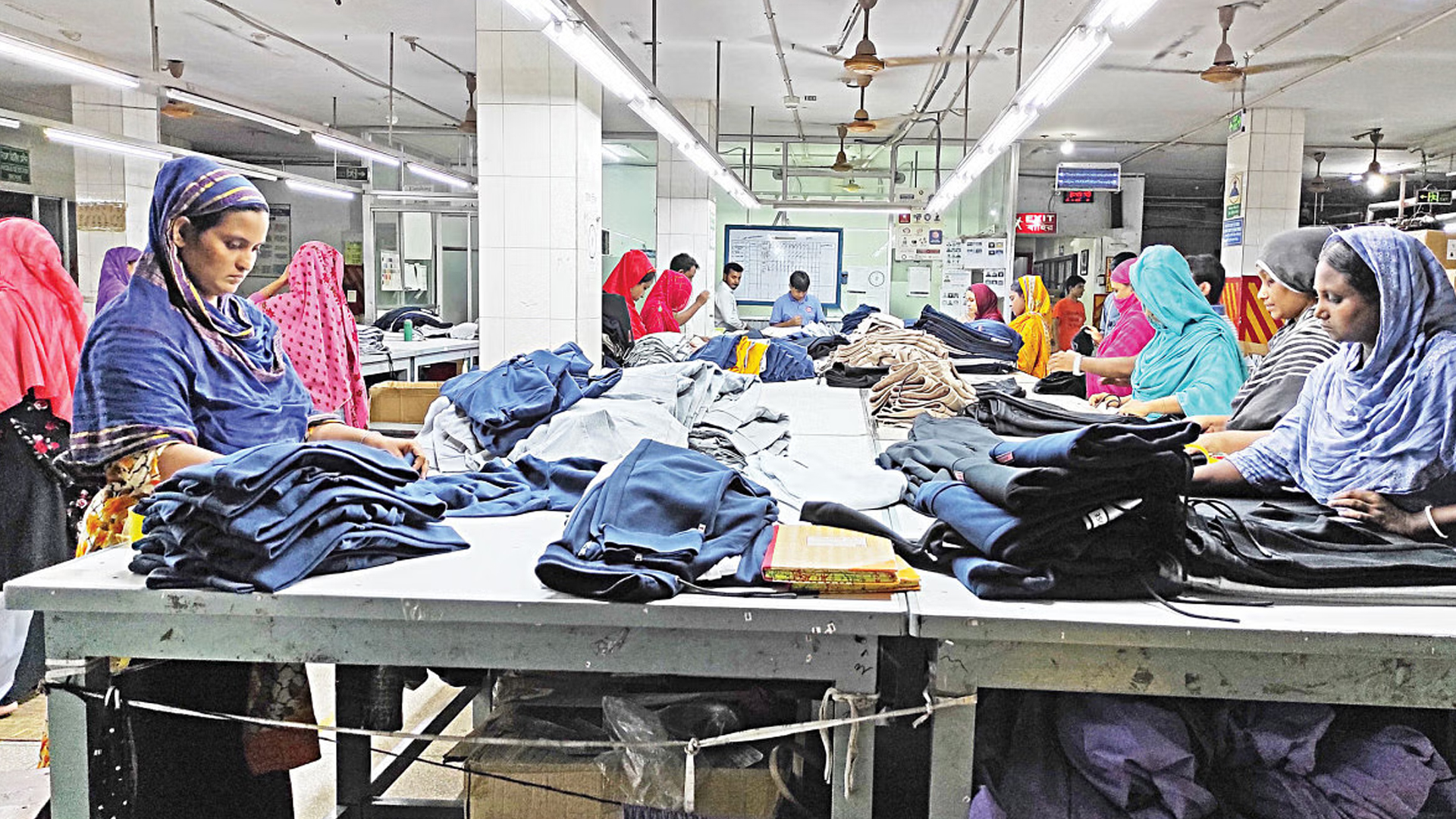 যুক্তরাষ্ট্রে পোশাক রপ্তানি প্রবৃদ্ধিতে চীন-ভিয়েতনামকে ছাড়াল বাংলাদেশ