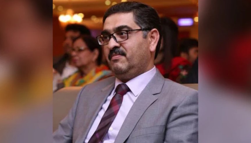 স্কুল শিক্ষক থেকে পাকিস্তানের তত্ত্বাবধায়ক সরকার প্রধান কাকার