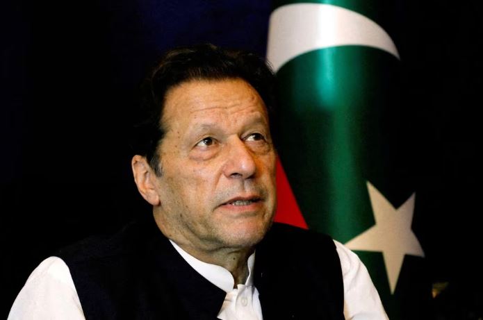 ইমরান খানের বিরুদ্ধে আইনজীবী হত্যার মামলা খারিজ