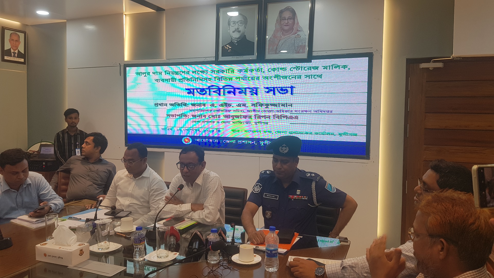 ‘হিমাগারে ২৭ টাকা দরে আলু বিক্রি না হলে সরকার বিক্রি করে দেবে’