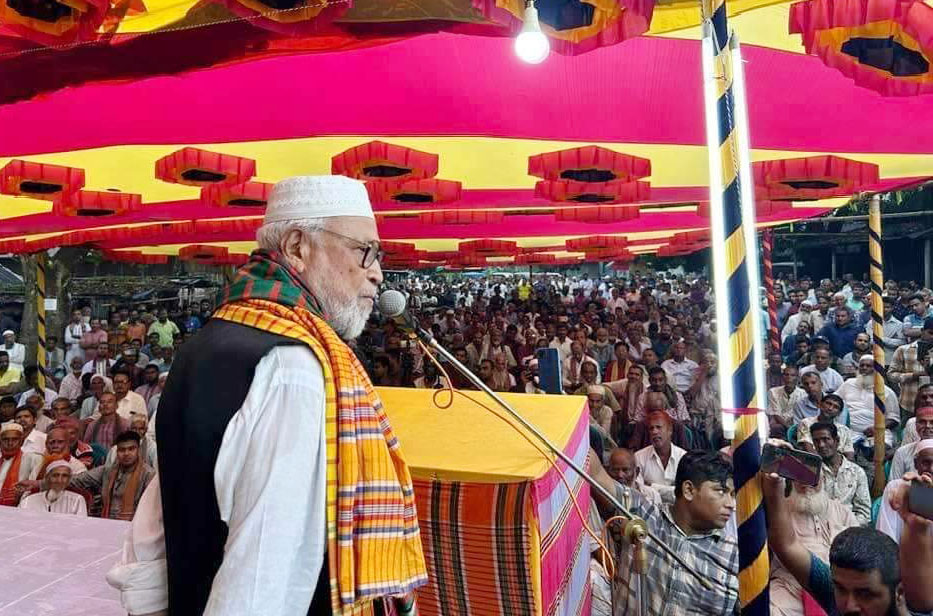 বিএনপি হাওয়া ভবন বানিয়েছিল, আ. লীগও খাওয়া ভবন কম বানায়নি: কাদের সিদ্দিকী