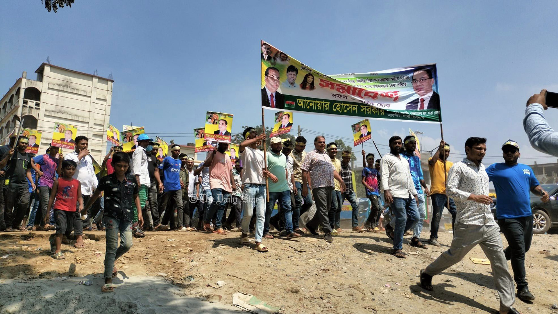 আমিনবাজারে বিএনপির সমাবেশ: মিরপুর মফিদ ই আম কলেজ মাঠে জড়ো হচ্ছেন নেতাকর্মীরা