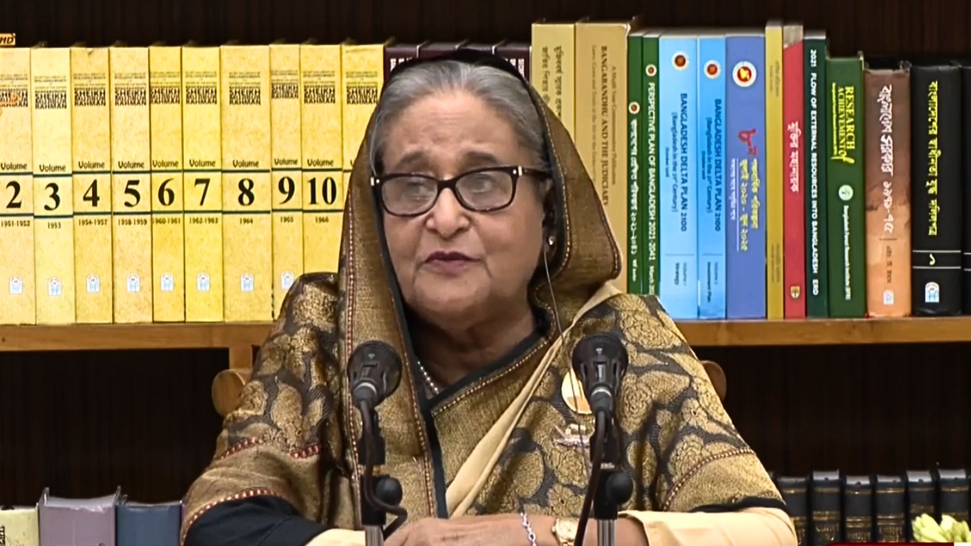 ডেঙ্গু দেখা দিয়েছে সবাই সাবধানে থাকেন এটাই সবচেয়ে বড় কথা: প্রধানমন্ত্রী