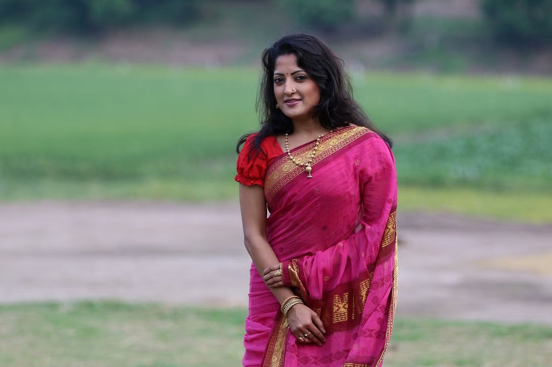 অভিনেত্রী হুমায়রা হিমু মারা গেছেন