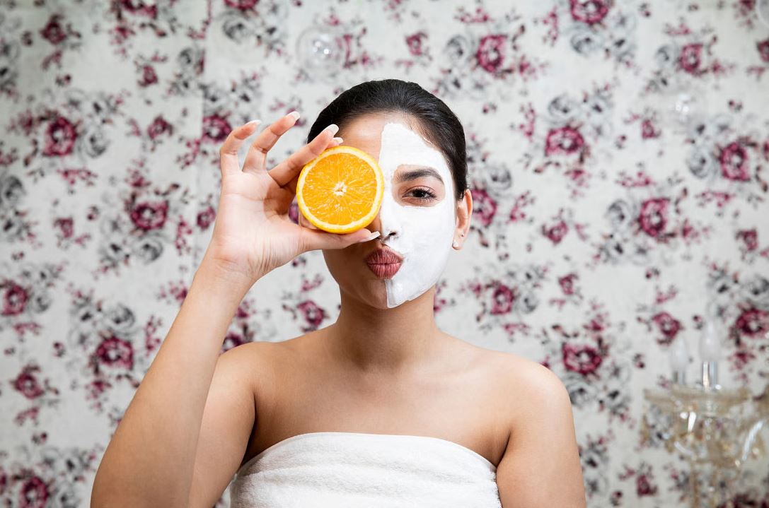 ত্বকের যত্ন বিষয়ে তিন বিশেষজ্ঞের পরামর্শ