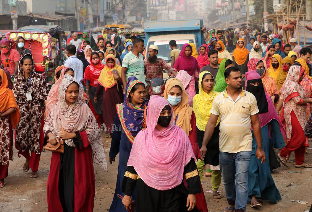 রপ্তানিকারকদের উদ্বেগ, পরিস্থিতি উন্নয়নে শ্রমিক সংগঠনগুলোর আহ্বান