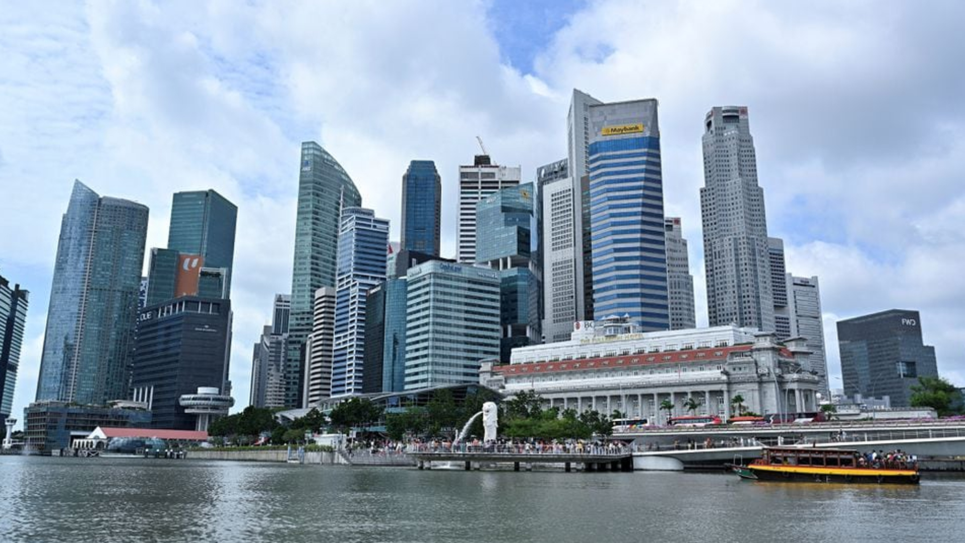 সবচেয়ে ব্যয়বহুল শহর সিঙ্গাপুর ও জুরিখ