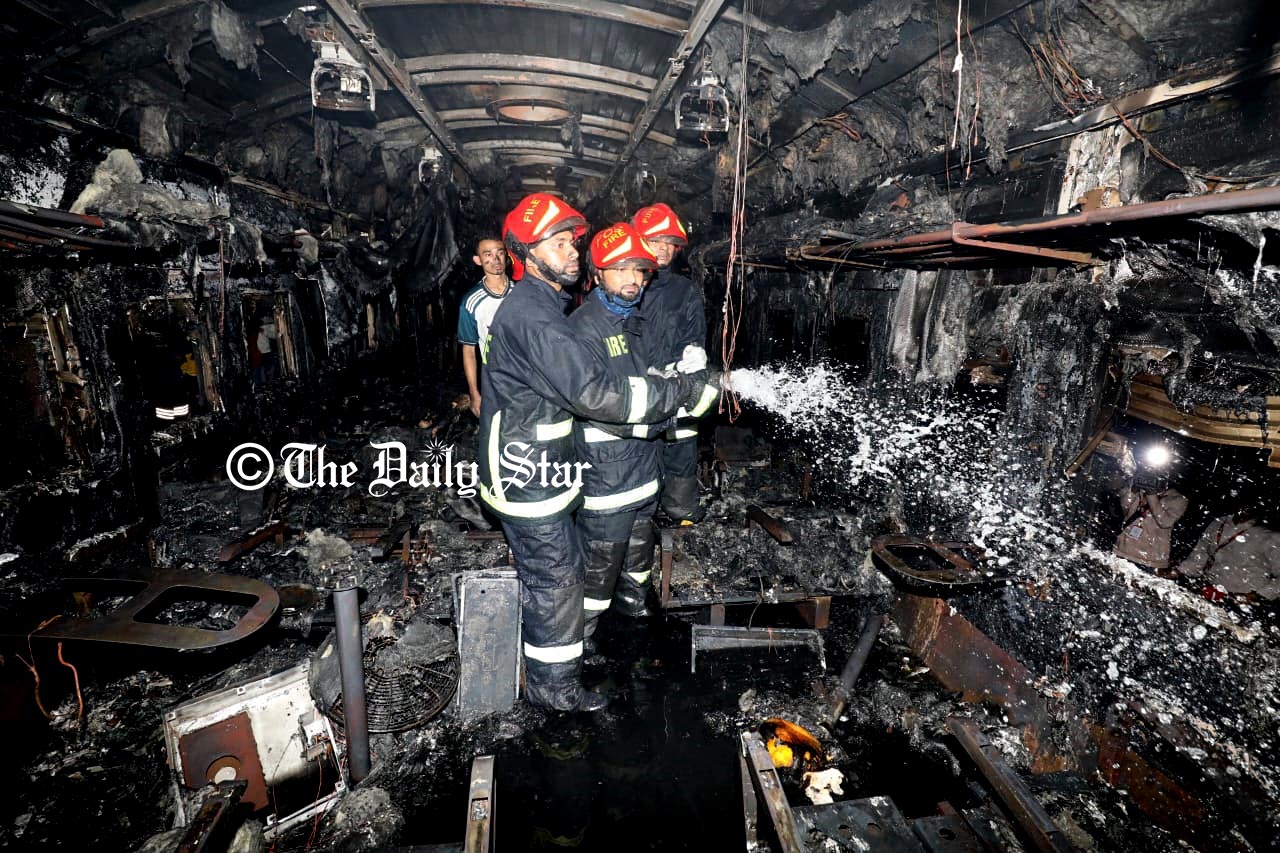 বেনাপোল এক্সপ্রেসে নিহত ৪ জন সম্পর্কে যা জানা গেল