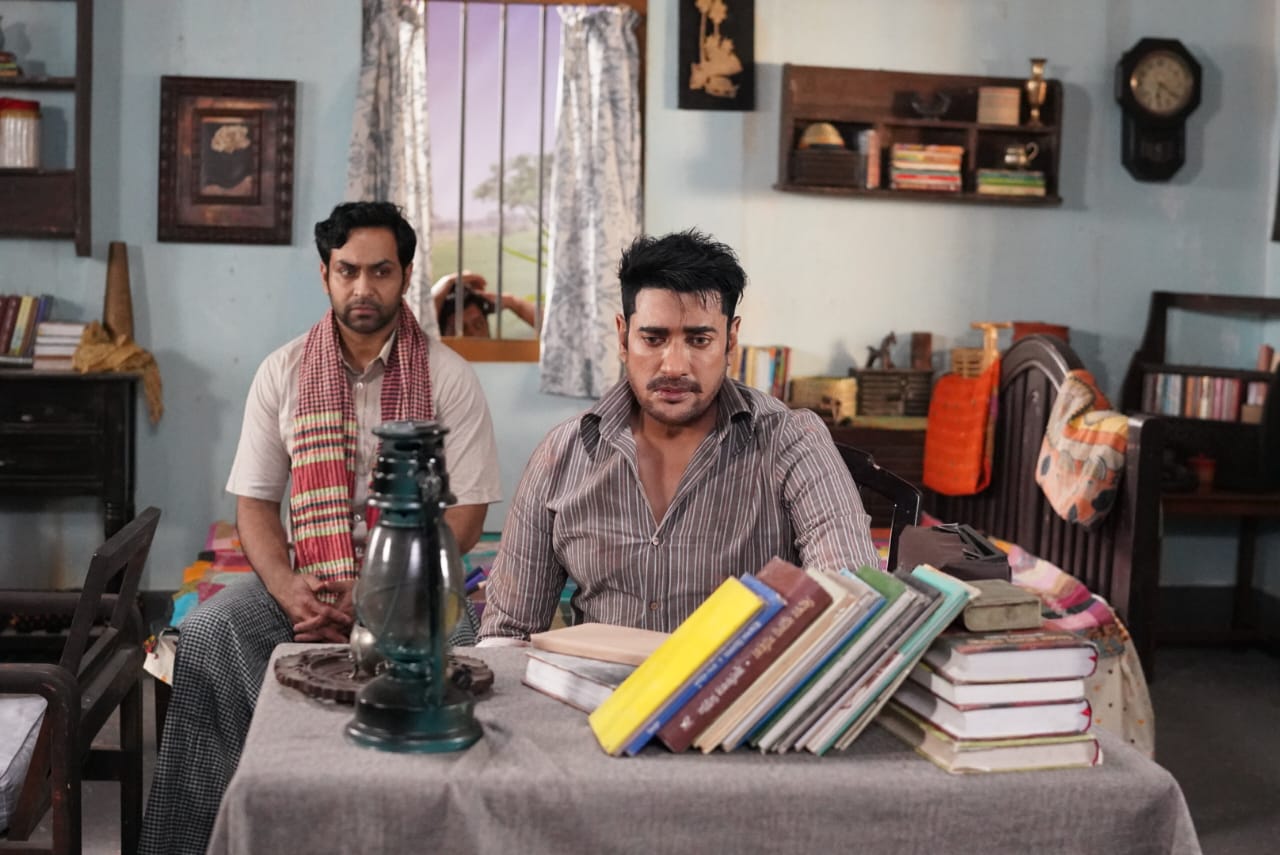 লুঙ্গি-গামছায় অন্য এক অনন্ত জলিল