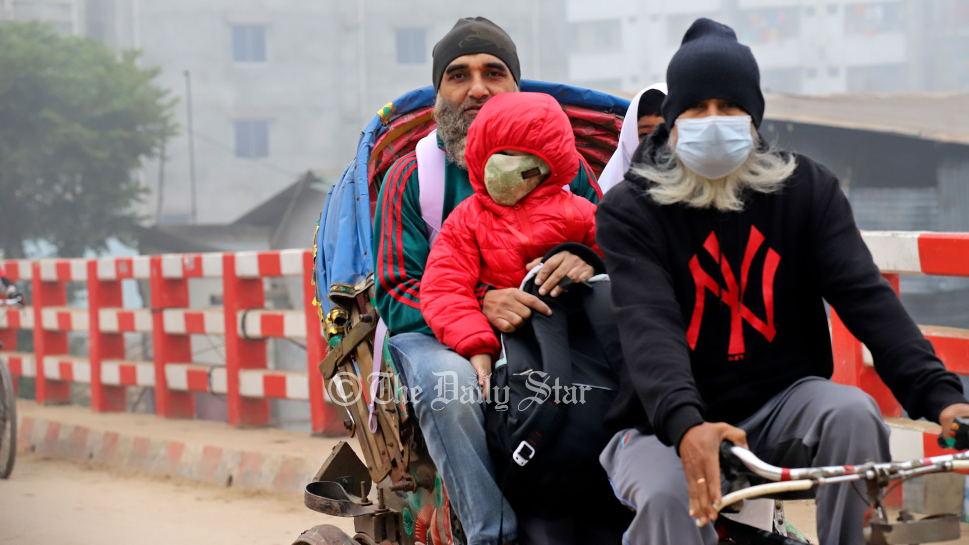 ৬ জেলায় শৈত্যপ্রবাহ, উত্তর-উত্তরপূর্বাঞ্চলে কমতে পারে রাতের তাপমাত্রা