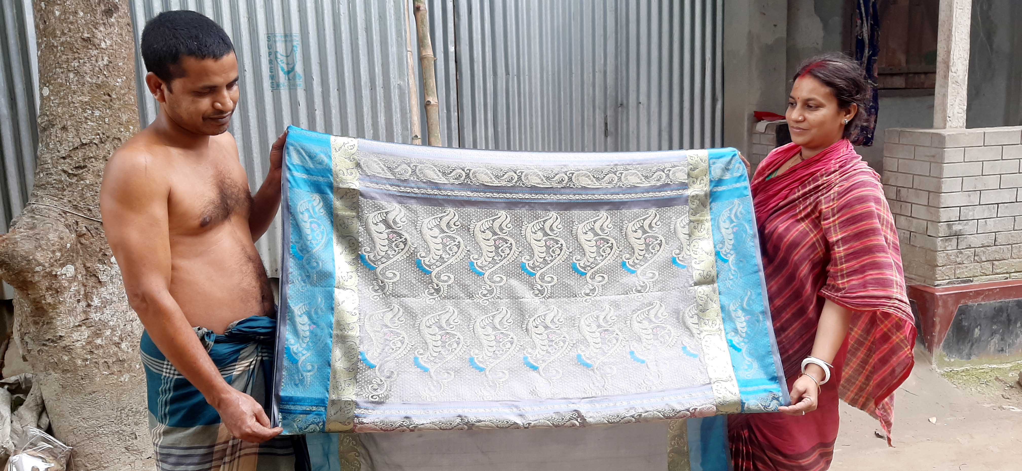 টাঙ্গাইল শাড়ির জিআই স্বত্ব ভারতের, তাঁতী ও নাগরিক সমাজের ক্ষোভ