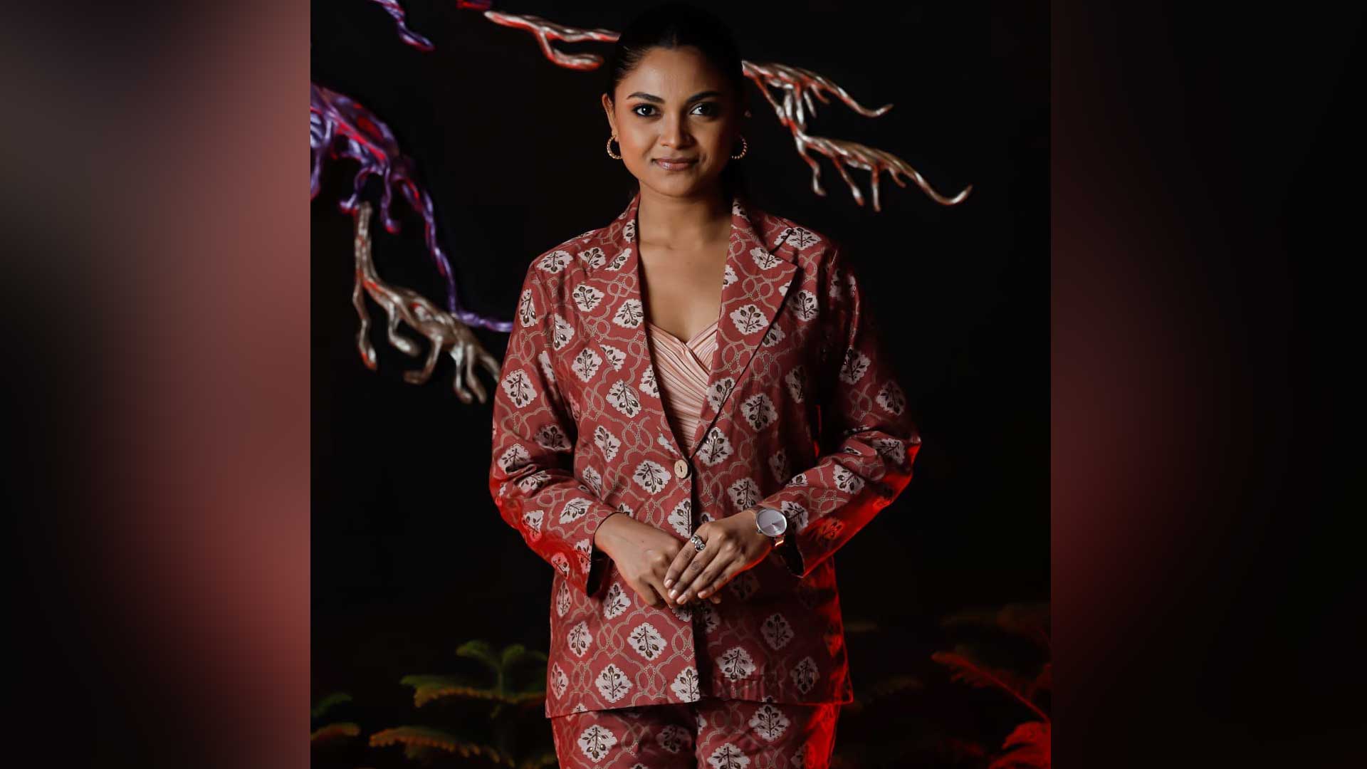 ‘চক্কর ৩০২’ সিনেমায় মোশাররফ করিমের নায়িকা কে