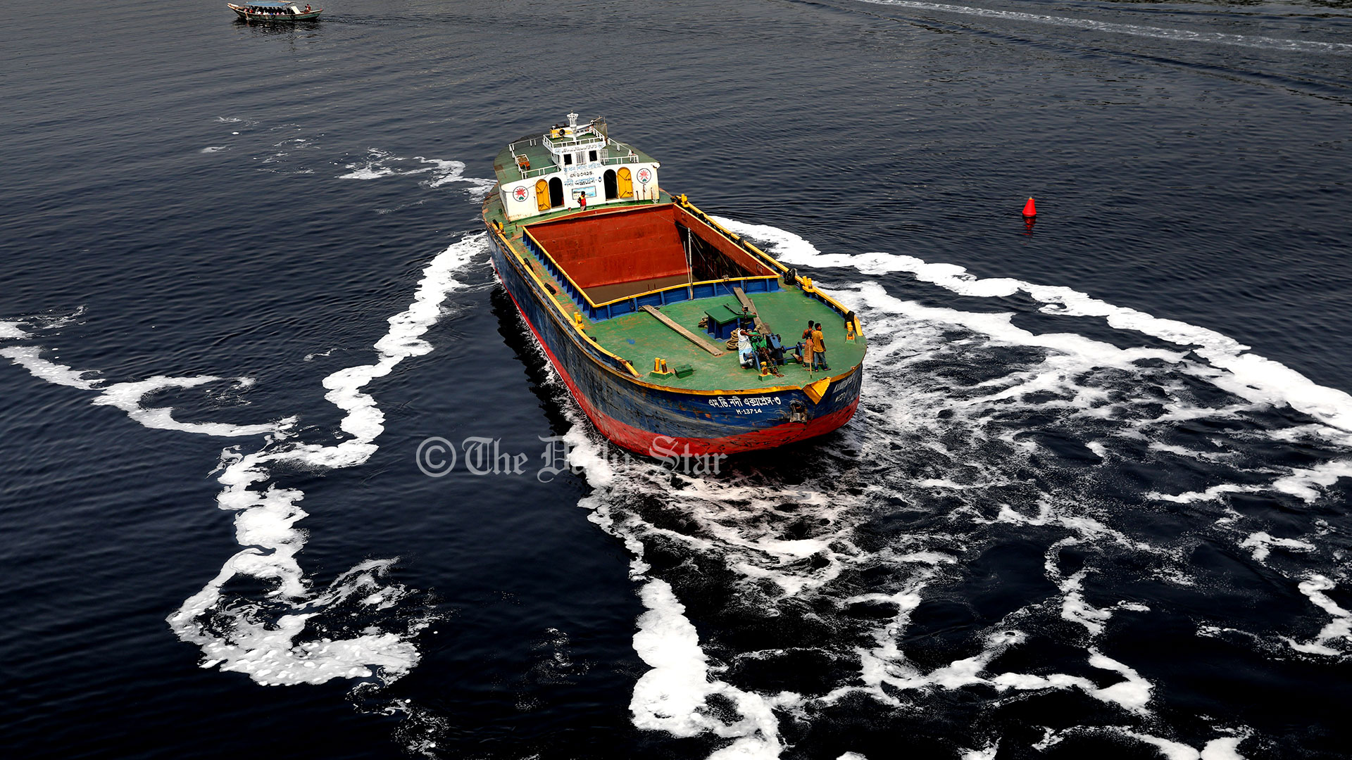 ‘স্বচ্ছ সলিলা’ শীতলক্ষ্যায় দূষণের রূপ