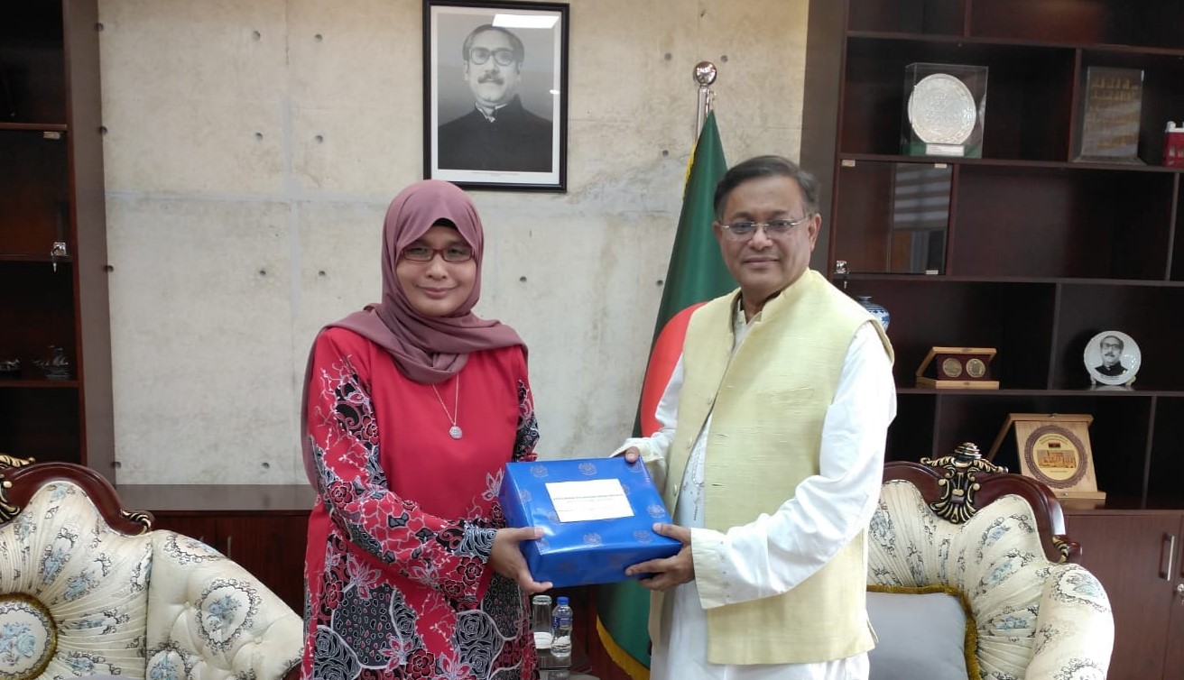 ‘মালয়েশিয়ায় বাংলাদেশি কর্মীদের দুর্ভোগের জন্য দুই দেশের সিন্ডিকেট দায়ী’