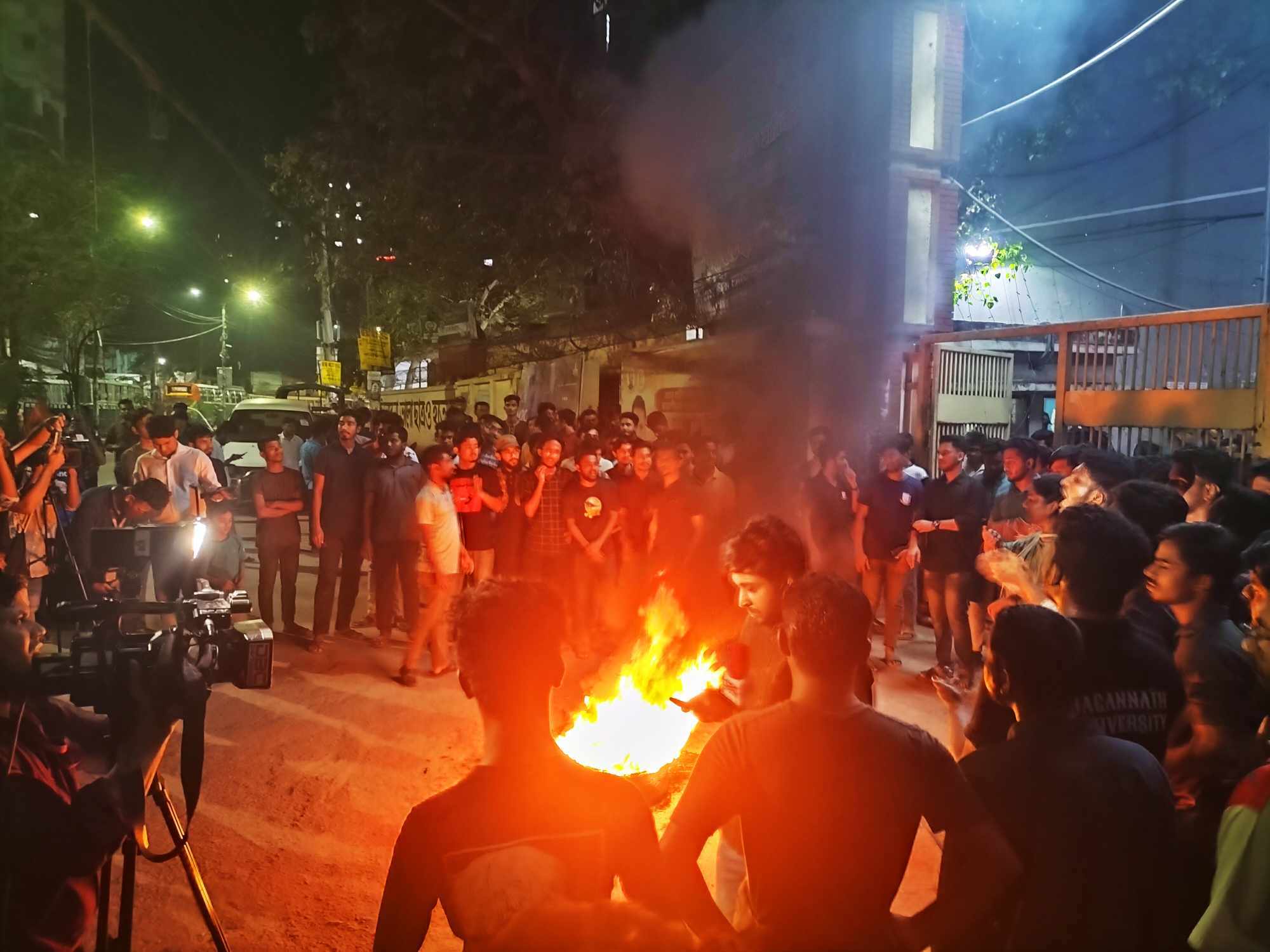 জবি শিক্ষার্থী অবন্তিকার ‘আত্মহত্যা’: সহকারী প্রক্টর সাময়িক বরখাস্ত