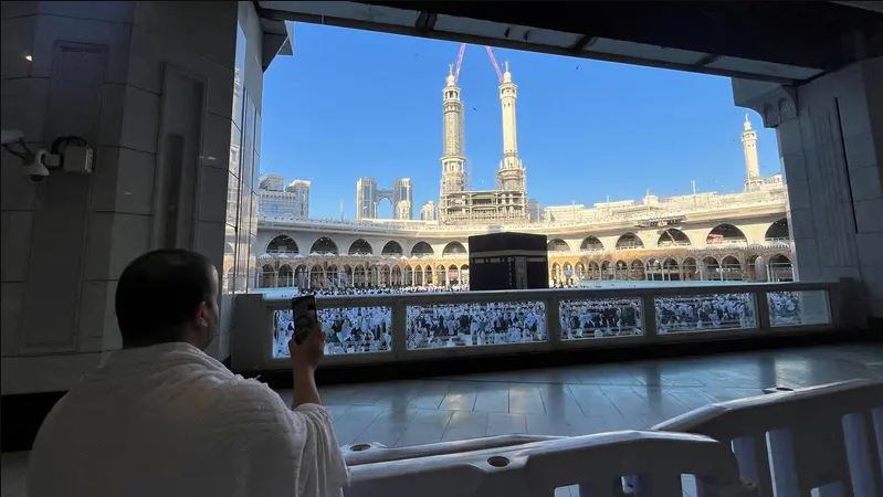 রমজানের প্রথম ১৫ দিনে ওমরাহ পালন করেছেন ৮০ লাখেরও বেশি মুসলিম