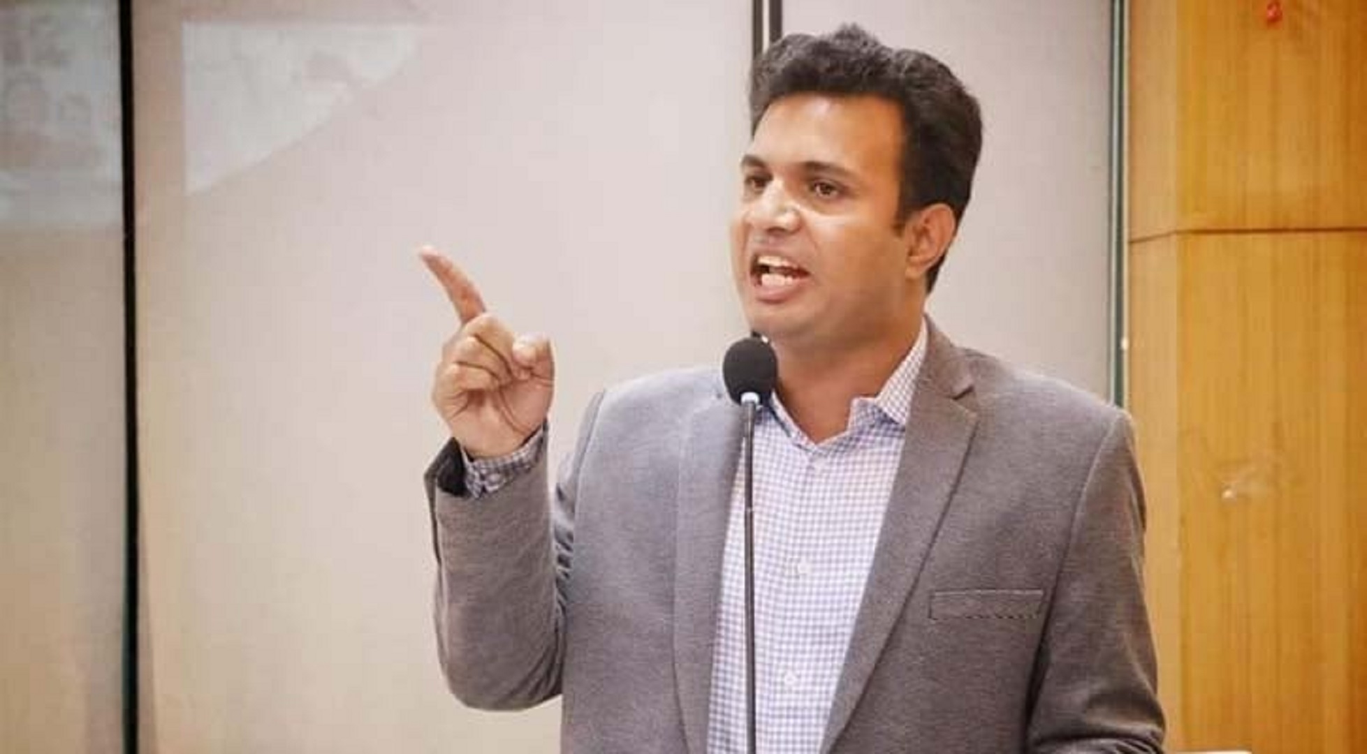 যেকোনো মূল্যে বুয়েটে নিয়মতান্ত্রিক ছাত্র রাজনীতি দেখতে চাই: ছাত্রলীগ সভাপতি