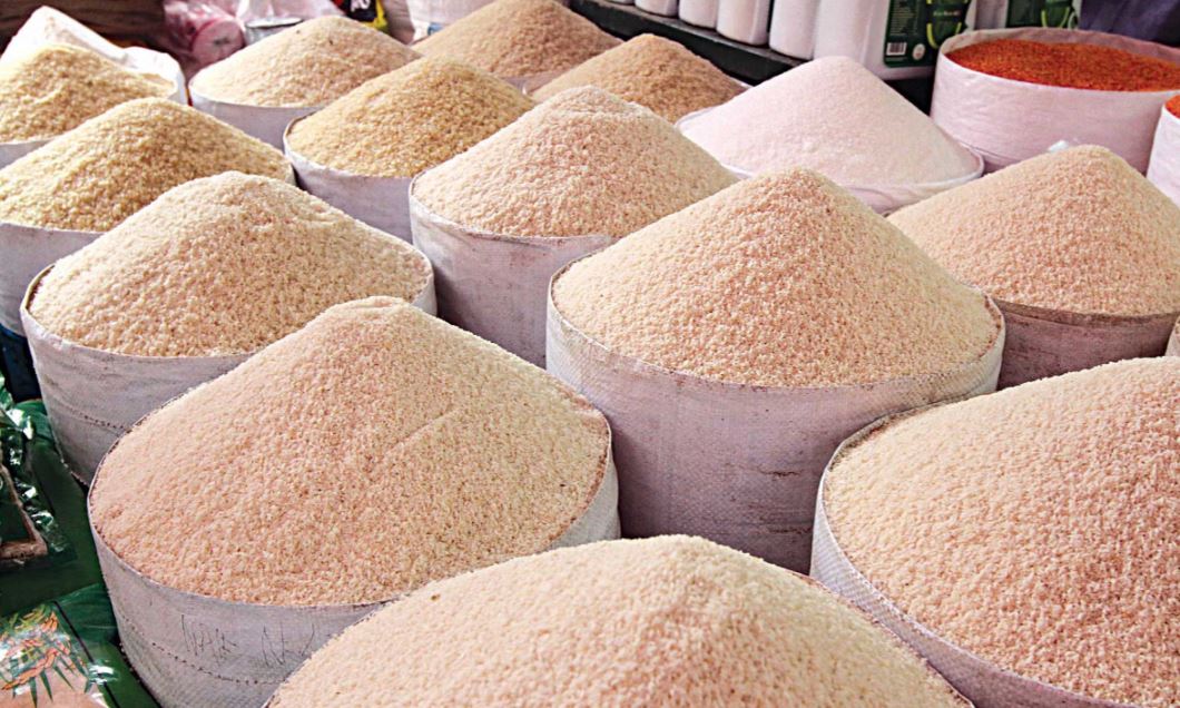 ৩ দেশ থেকে আসছে চাল, দাম কমার আশা খাদ্য উপদেষ্টার