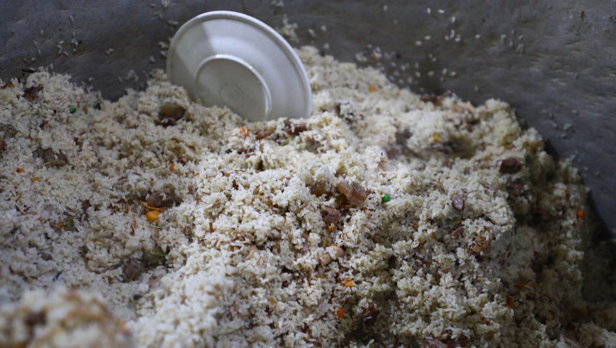 স্বাদে-ঘ্রাণে মন কাড়ে সিলেটের আখনি