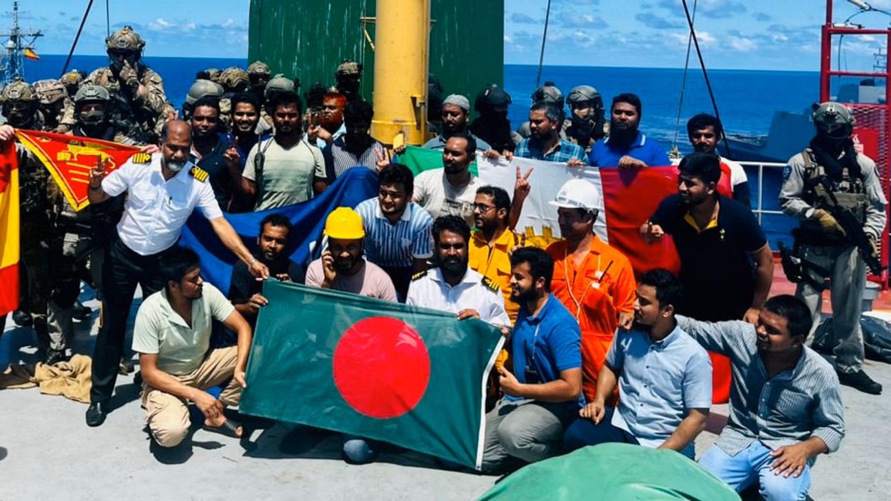 ‘৫০ লাখ ডলার’ দিয়ে ছাড়া পেল এমভি আব্দুল্লাহ