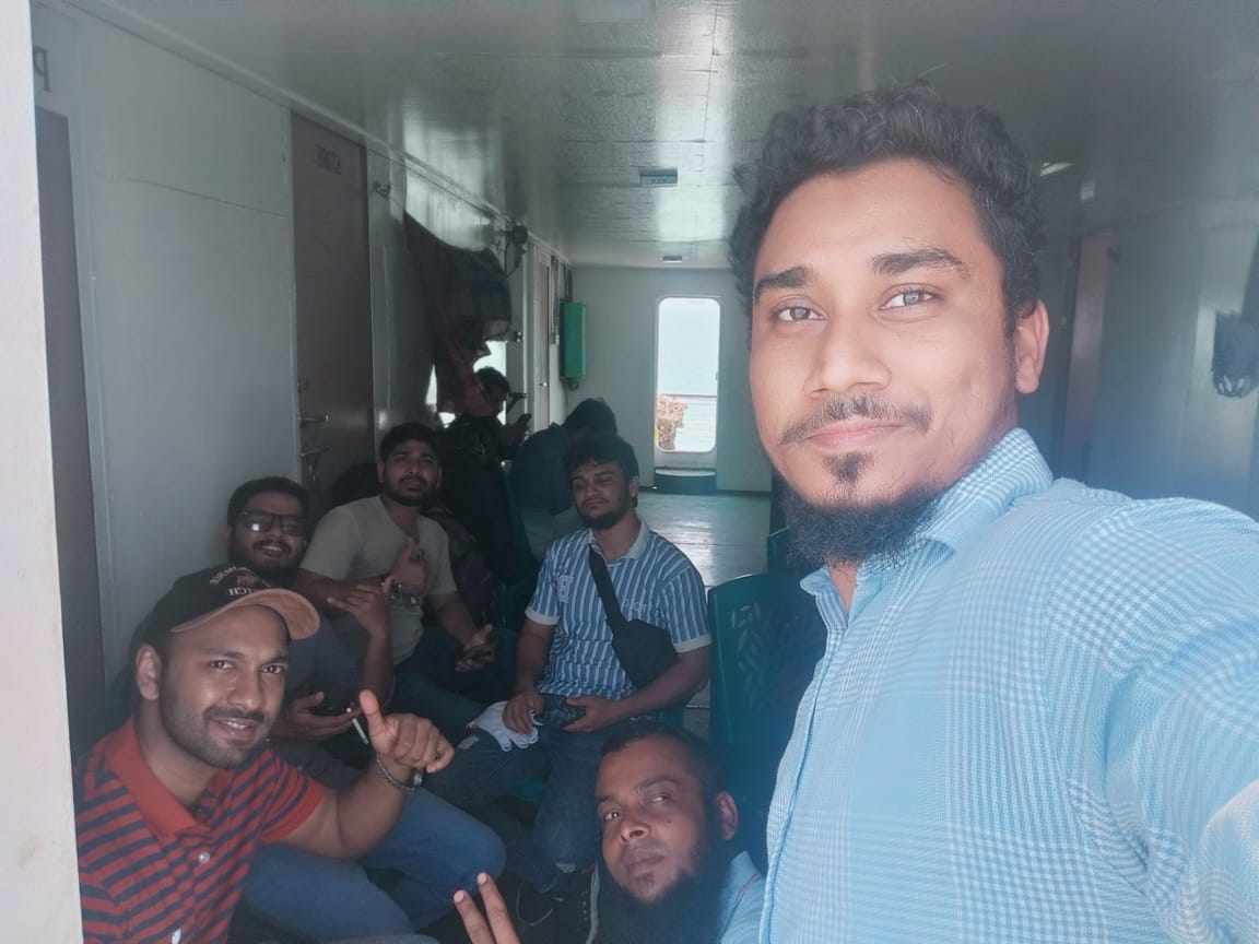 এমভি আব্দুল্লাহর ২৩ নাবিক আজ বিকেলে চট্টগ্রামে পৌঁছাবেন