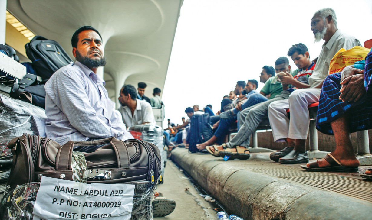 সিন্ডিকেট করে শ্রমিক বঞ্চনা, মালয়েশিয়ার দিকে অভিযোগের তীর বাংলাদেশের
