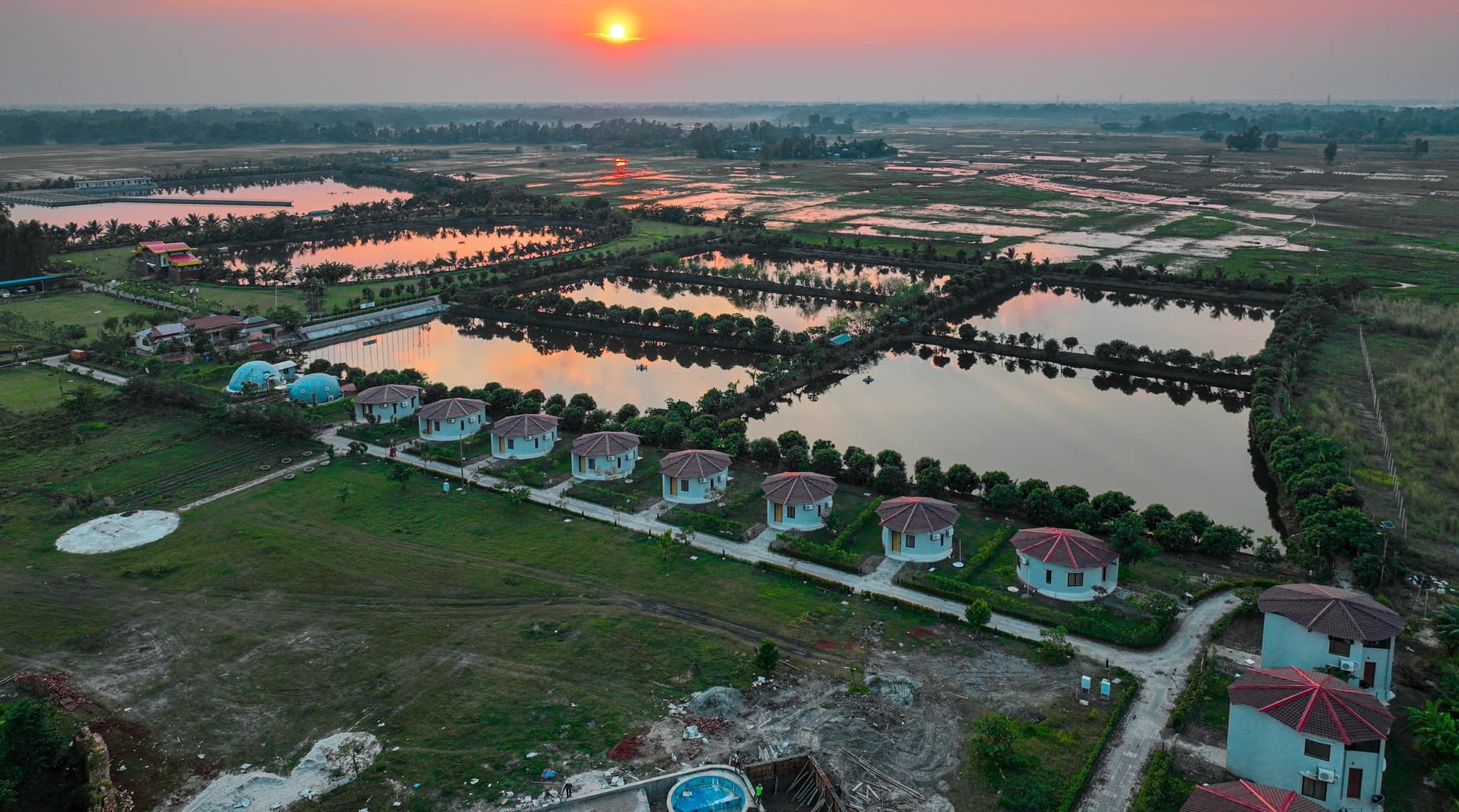 ‘সাময়িক বন্ধ’ বেনজীরের সাভানা ইকো রিসোর্ট