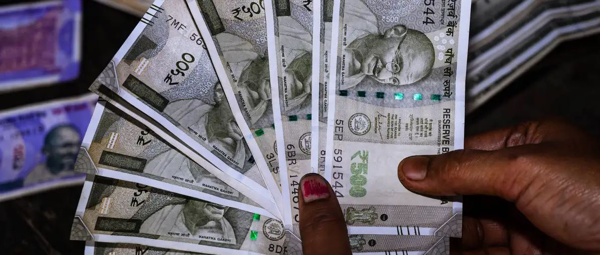 ভারতের অন্তত ৩০০ ব্যাংকে সাইবার হামলা