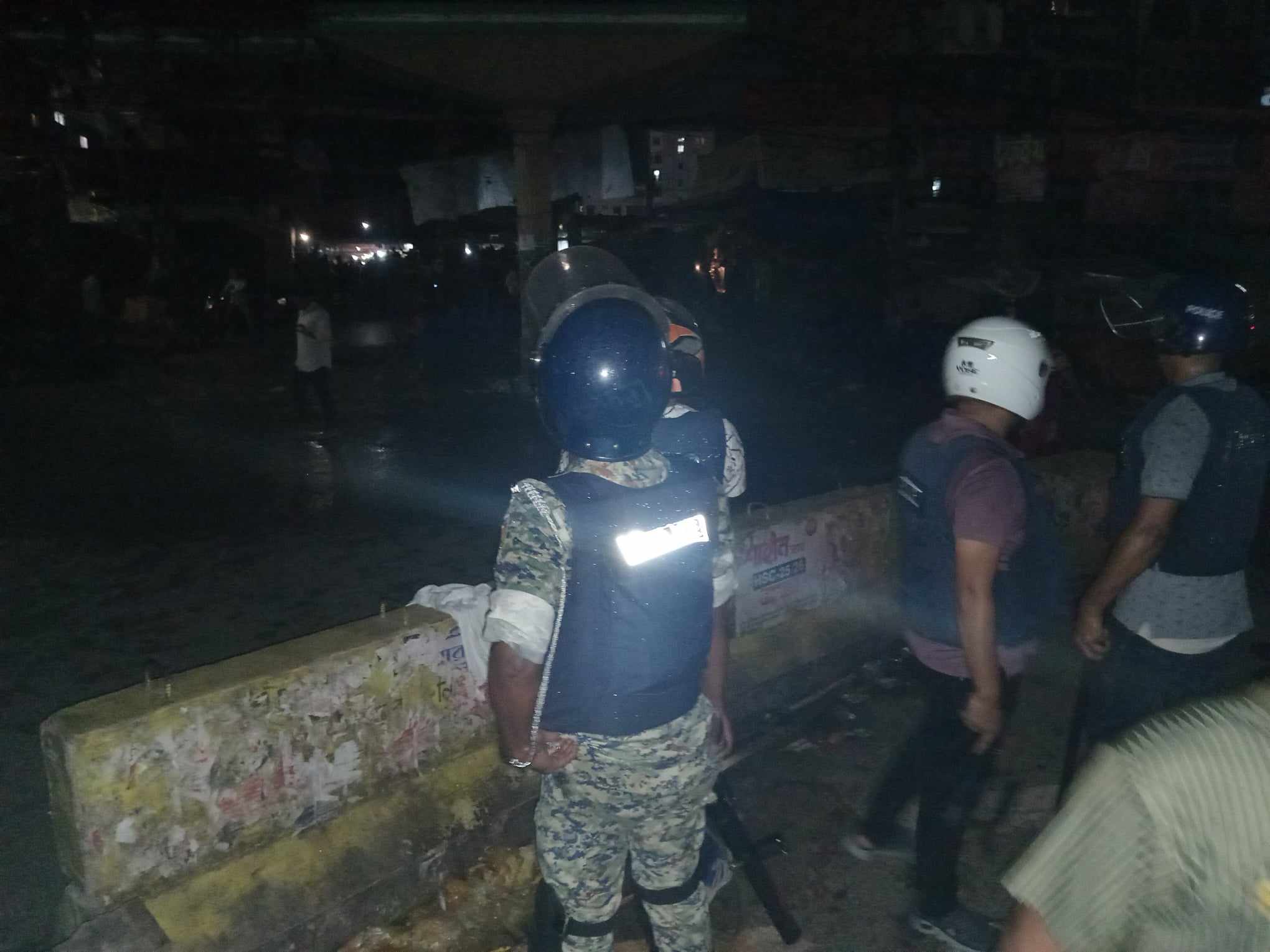 চট্টগ্রাম সিটি মেয়রের বাসভবনে হামলা, ভাঙচুর