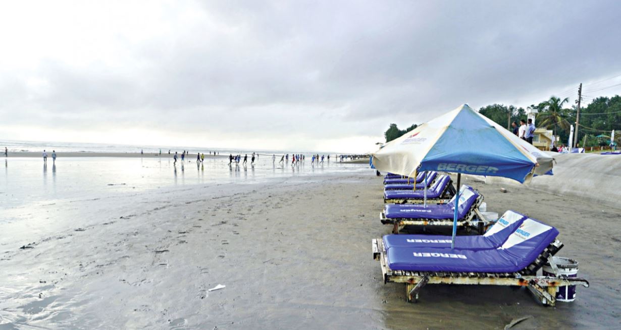 নিরাপত্তা ঝুঁকিতে ধুকছে পর্যটন