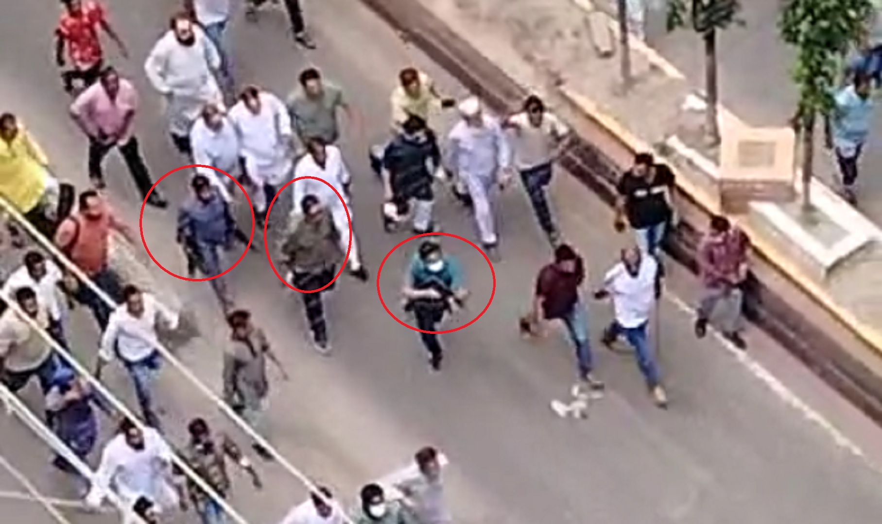 শিক্ষার্থীদের ওপর গুলি চালান শামীম ওসমান ও তার বাহিনী, প্রকাশ হলো ভিডিও