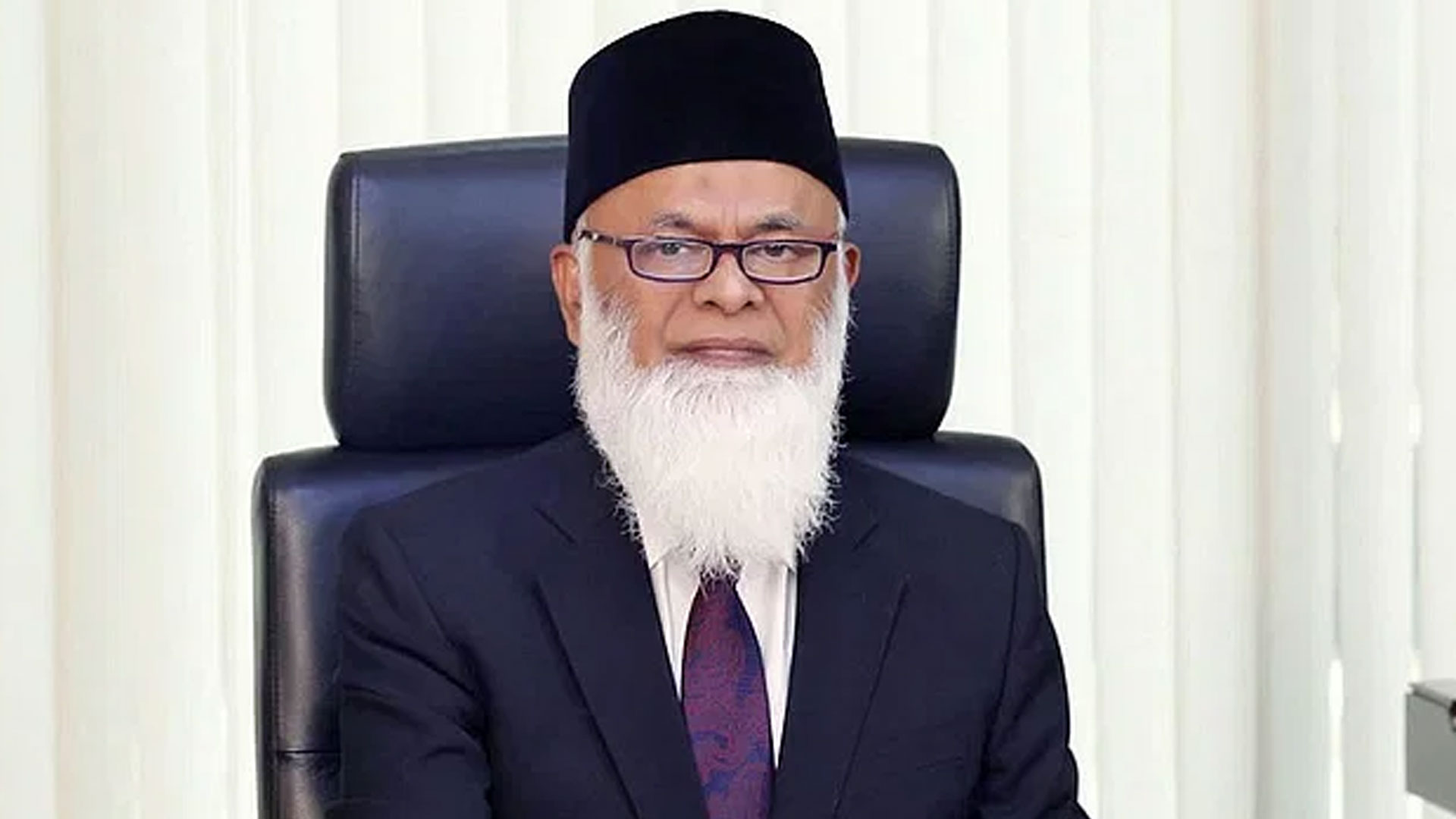 এক্সিম ব্যাংকের নজরুল ও পরিবারের ৫২ ব্যাংক অ্যাকাউন্ট জব্দের নির্দেশ