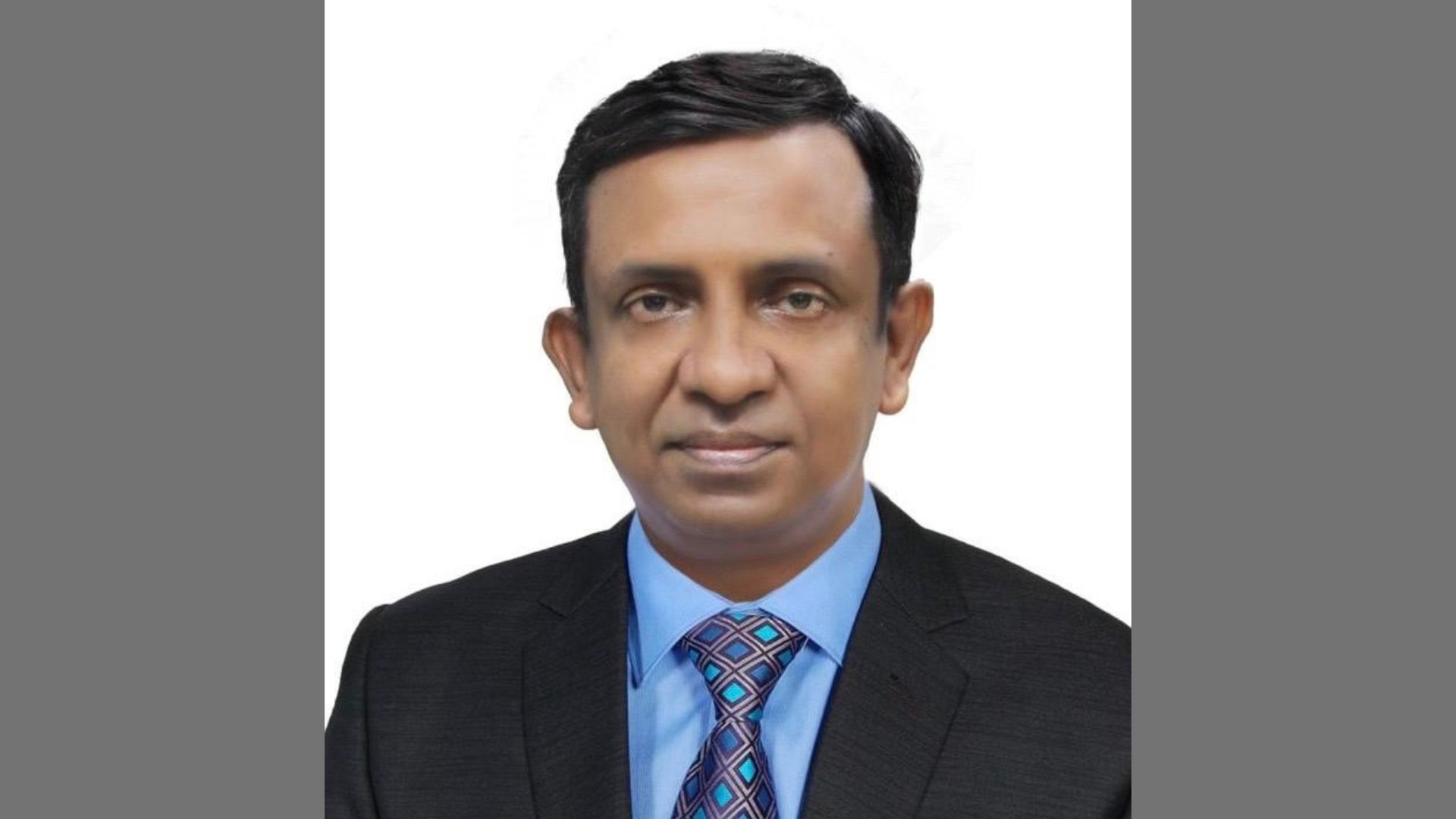 স্বরাষ্ট্র মন্ত্রণালয়ের সাবেক সিনিয়র সচিব আমিনুল আটক