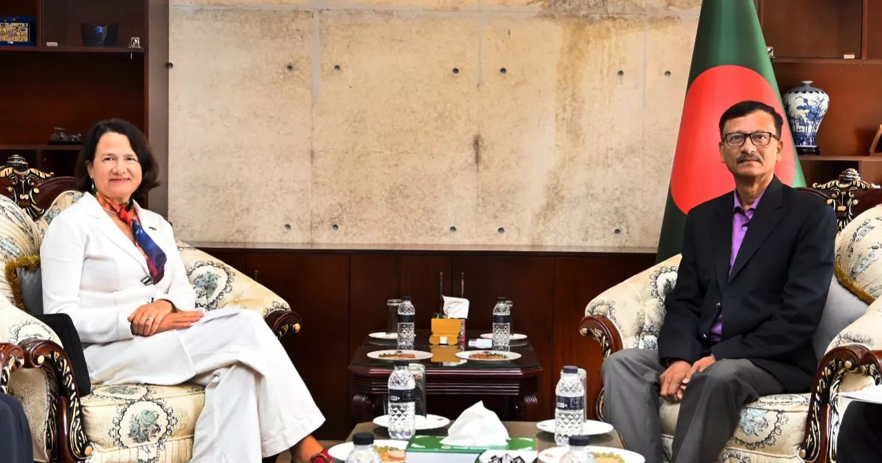 যুক্তরাজ্য চায় ড. ইউনূস জাতীয় ঐক্যের পরিকল্পনা তুলে ধরবেন: ক্যাথরিন ওয়েস্ট