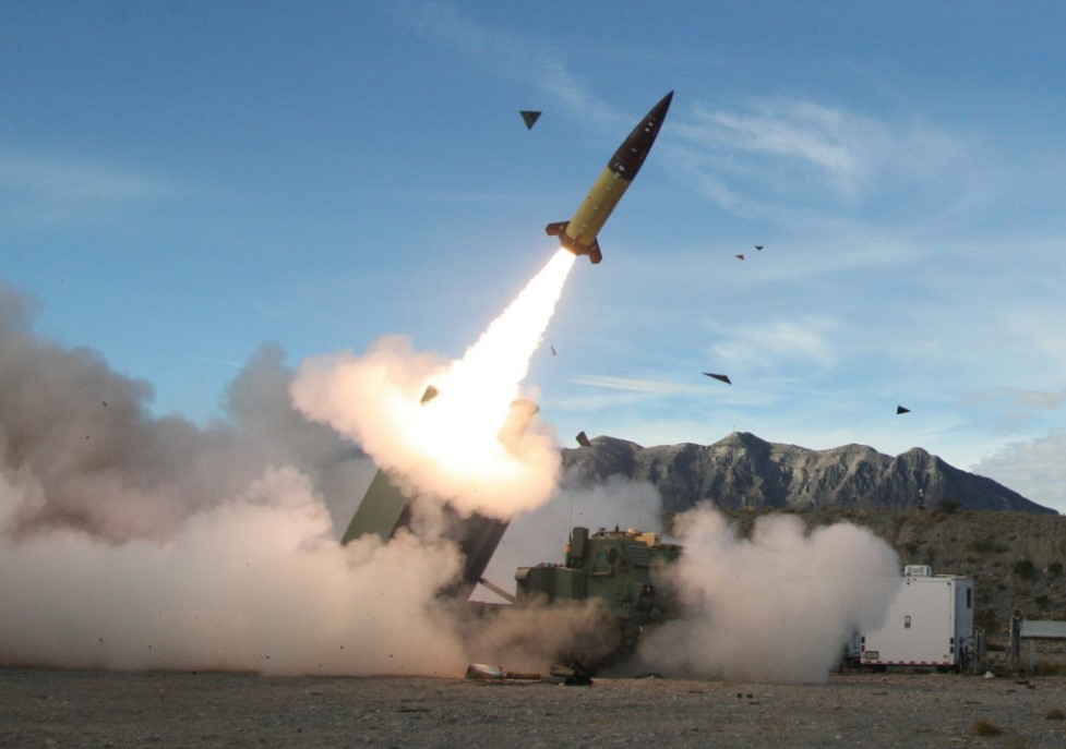 রুশ ভূখণ্ডে মার্কিন ক্ষেপণাস্ত্র দিয়ে হামলায় বাড়ল পরমাণু যুদ্ধের আশংকা