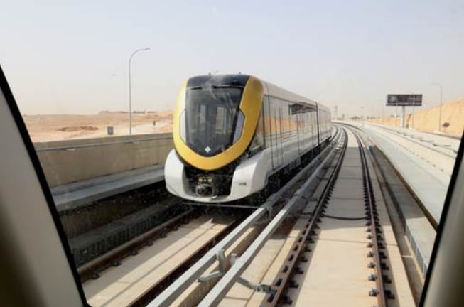 মরুশহর রিয়াদে প্রথম মেট্রোরেল 
