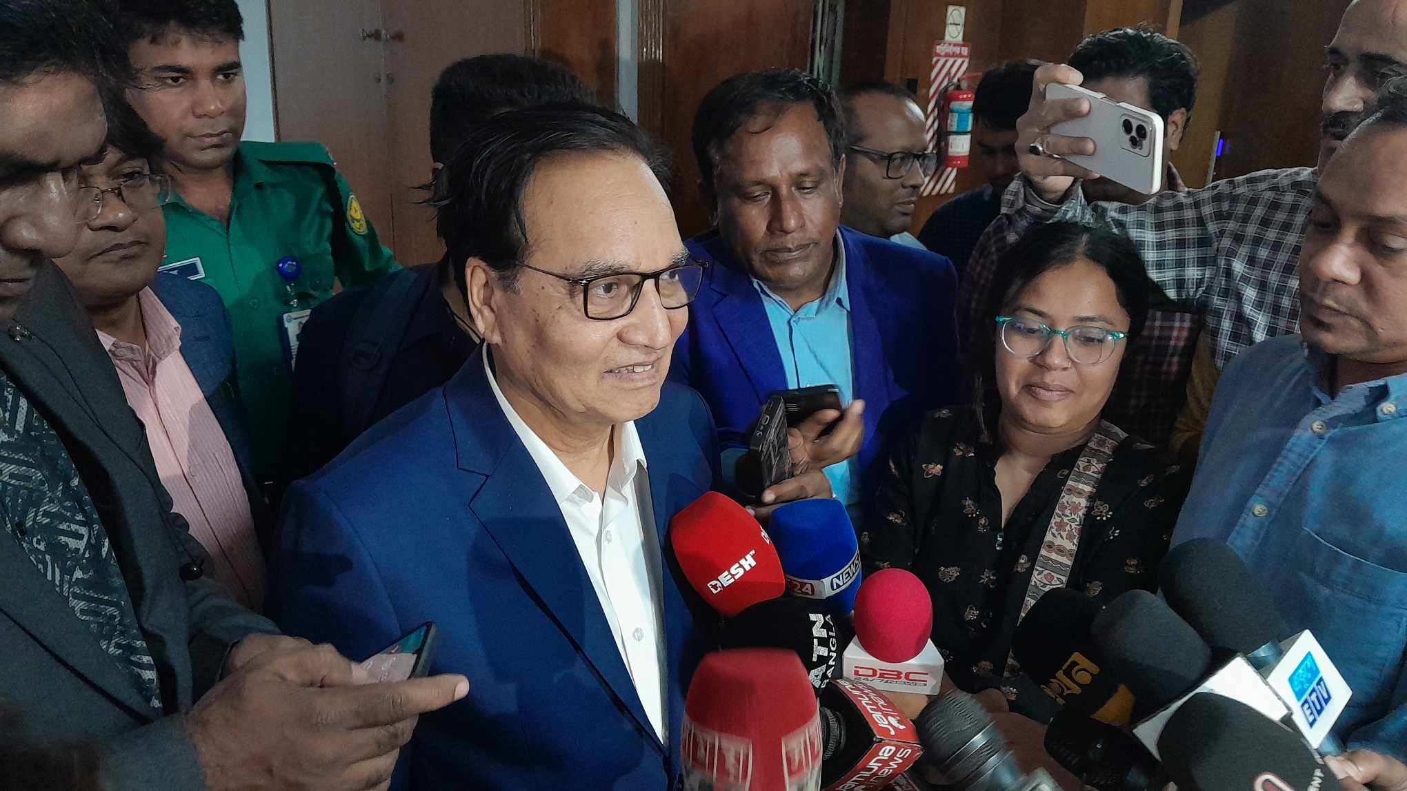 বিসিএসসহ সরকারি চাকরিতে আবেদন ফি সর্বোচ্চ ২০০ টাকা