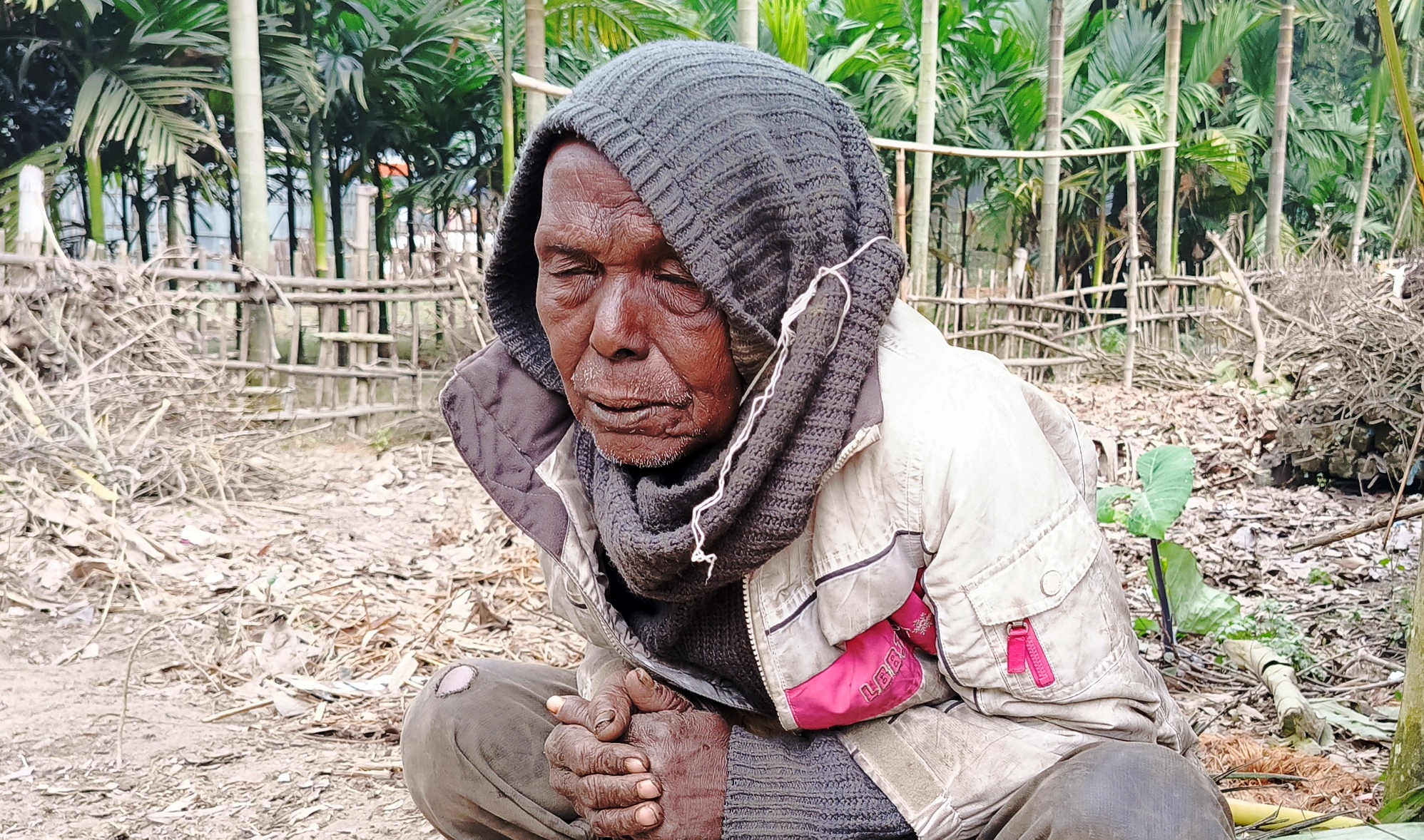 কনকনে ঠান্ডায় বিপর্যস্ত লালমনিরহাট-কুড়িগ্রামের জনজীবন