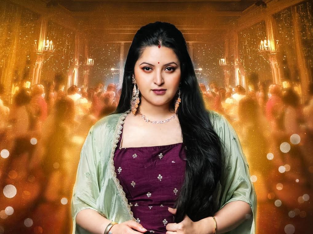 লাবণ্যর সঙ্গে পরিচয় করিয়ে দিলেন পরীমনি