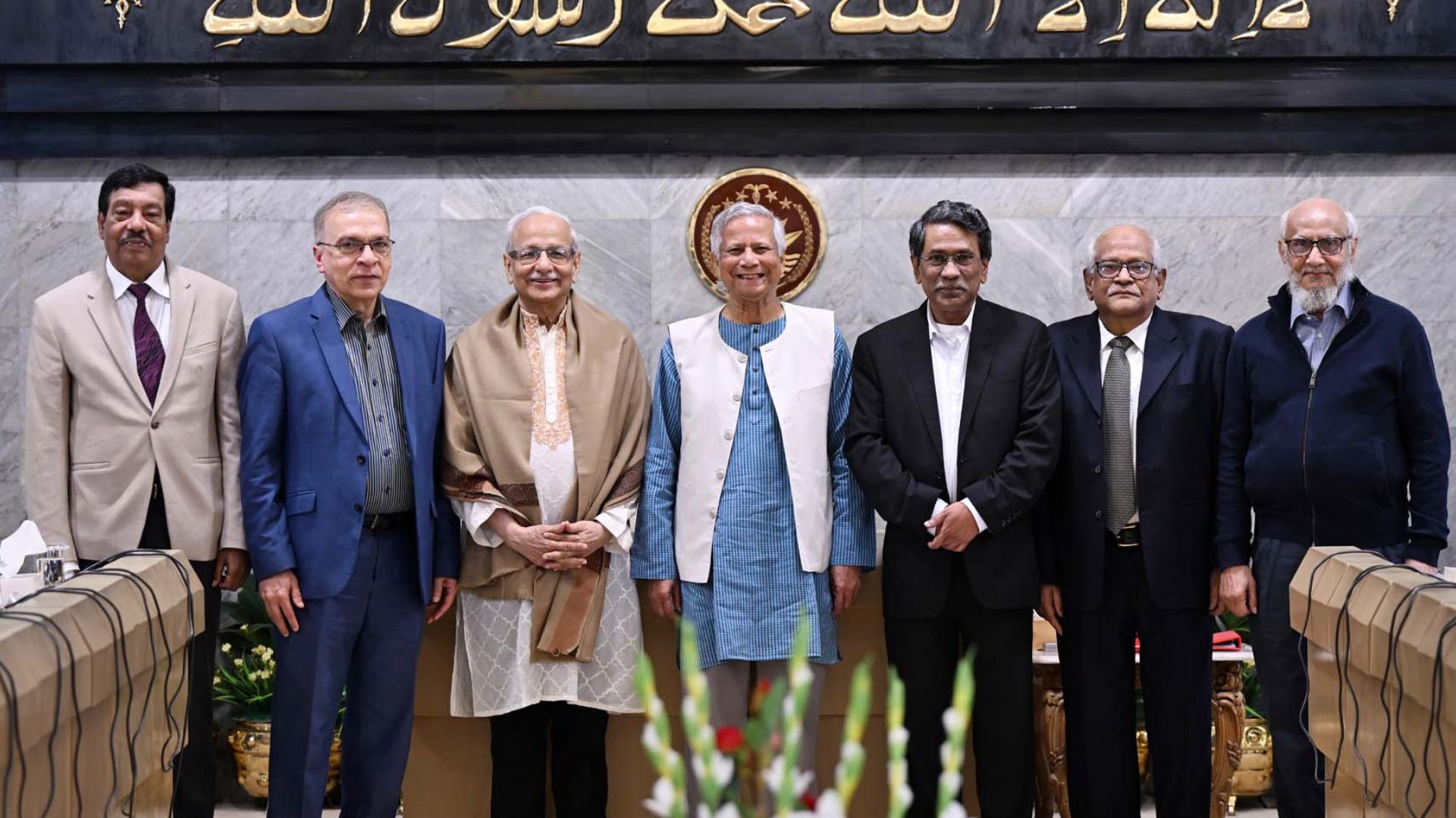 প্রধান উপদেষ্টাকে দেওয়া প্রতিবেদনে যেসব সুপারিশ করেছে সংবিধান সংস্কার কমিশন