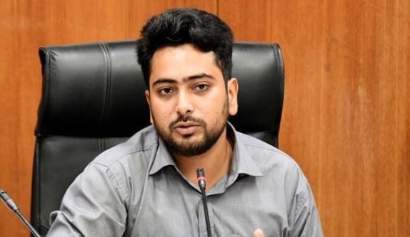 আগামী দুই দশক দেশের রাজনীতি ও সমাজে তরুণদের প্রভাব থাকবে: নাহিদ ইসলাম